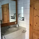 Szálloda Historikhotel Ochsen 3*