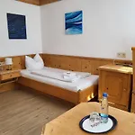 Szálloda Historikhotel Ochsen 3*