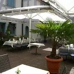 Szálloda Historikhotel Ochsen 3*