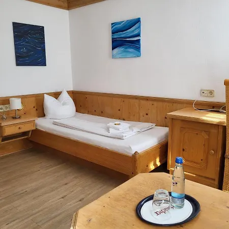 Historik Ochsen 3* Tamm